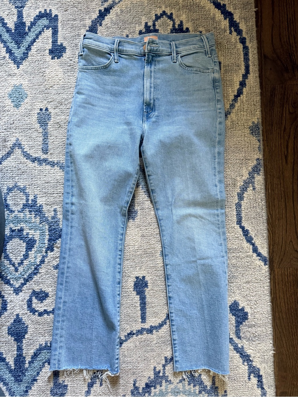 MOTHER Light Wash High-Rise Cropped Jeans